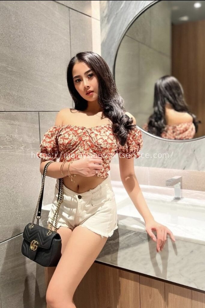 KLIA AIRPORT ESCORT GIRL OUTCALL SERVICES IN MALAYSIA